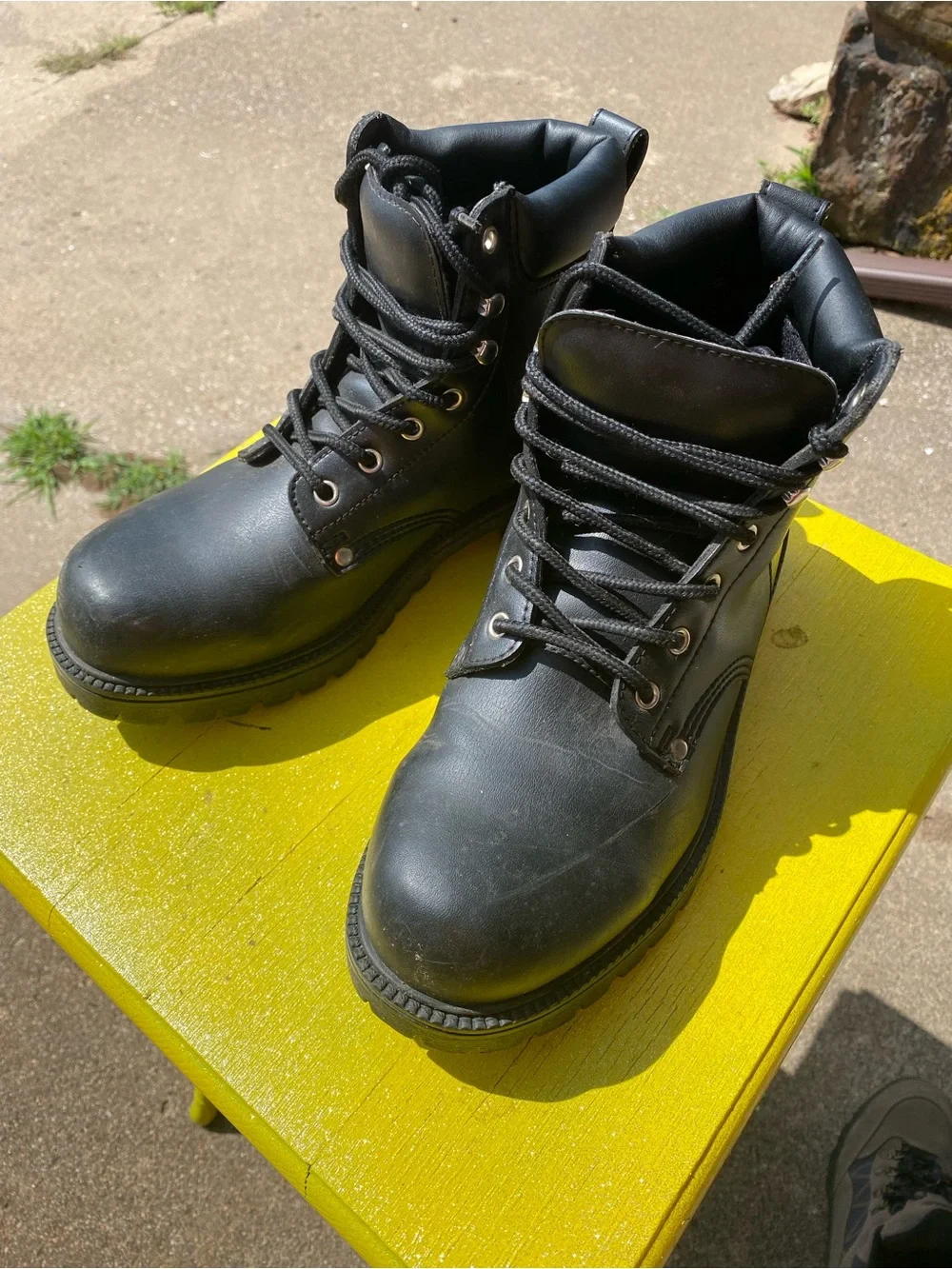 Men's Black Lace-Up Work Boots - Sturdy Outdoor Trail Boots